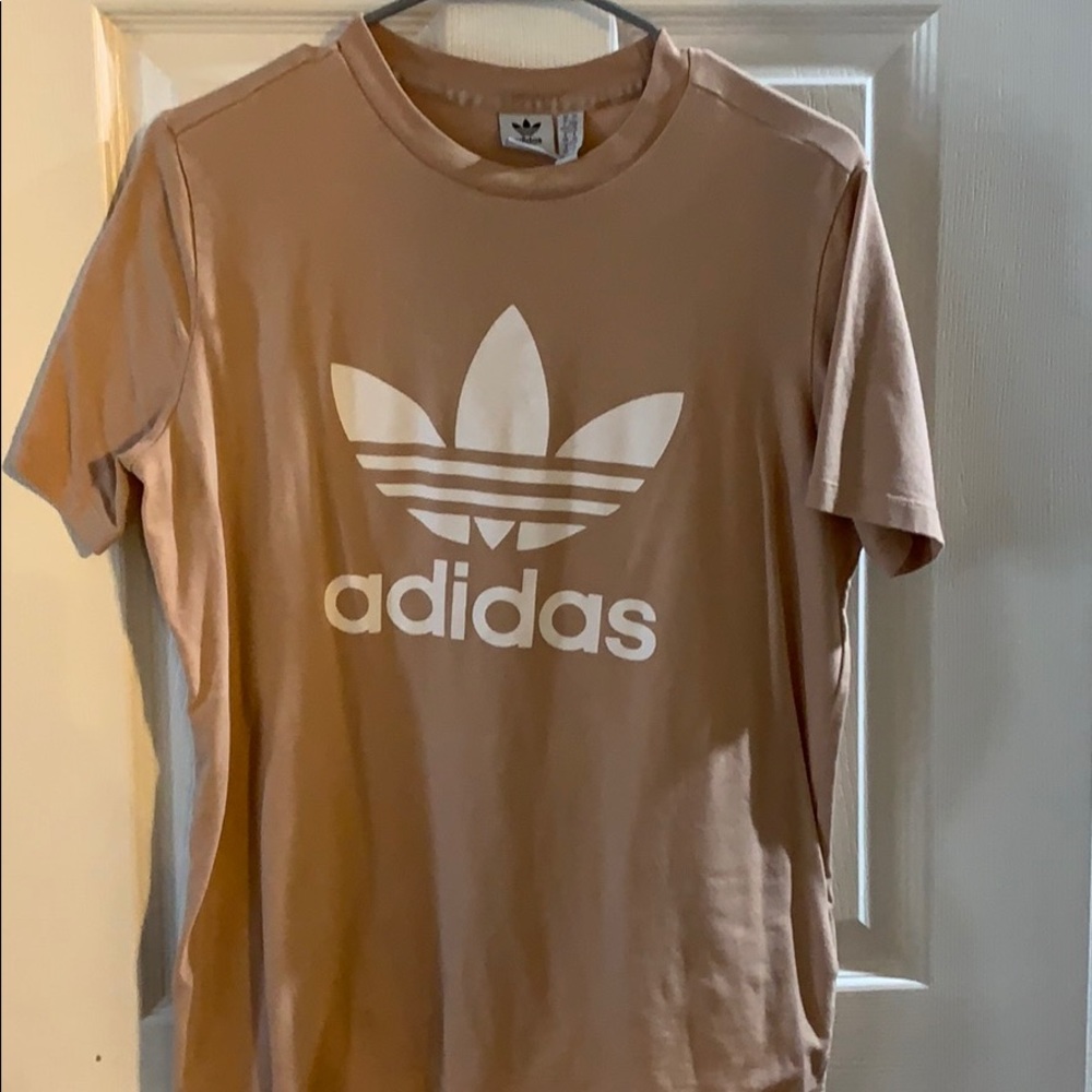 Mauve adidas tshirt